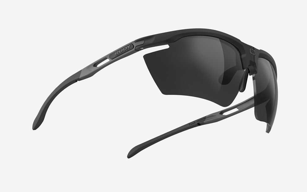 MAGNUS | SMOKE BLACK